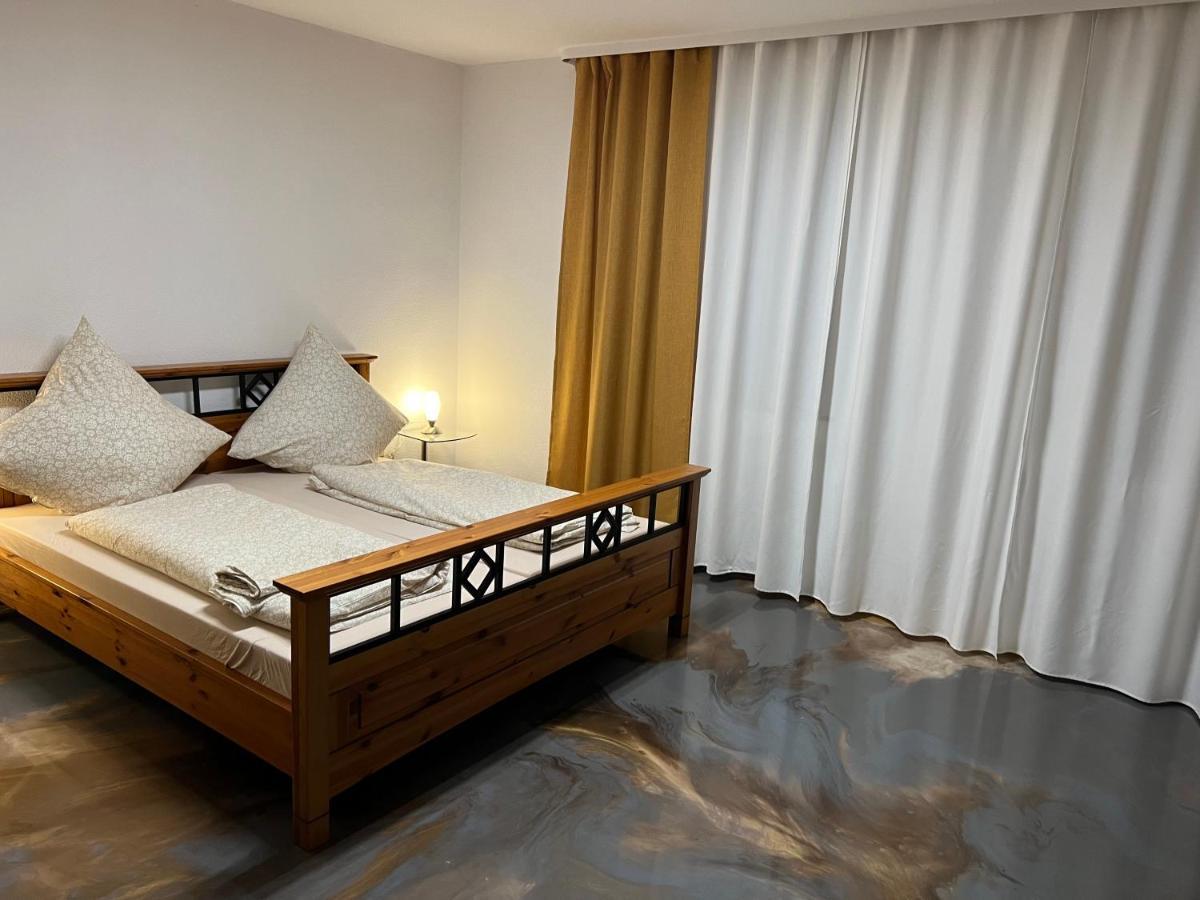 Gasthof Legend Burgthann Экстерьер фото